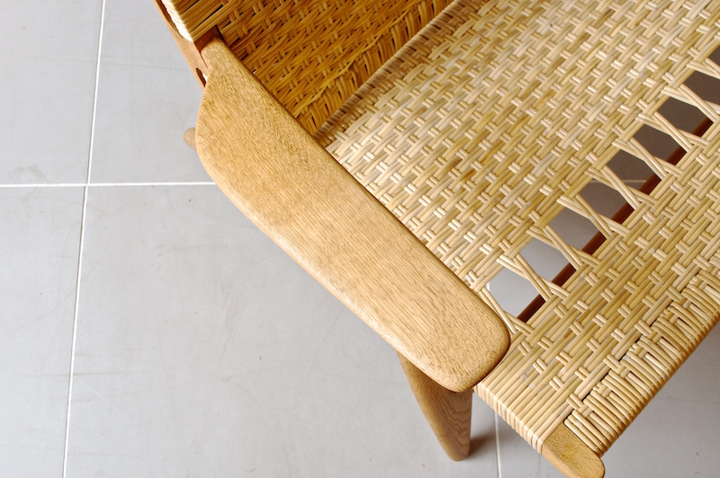 Bellbet | CH27 Lounge chair by Hans J. Wegner for Carl Hansen & Son