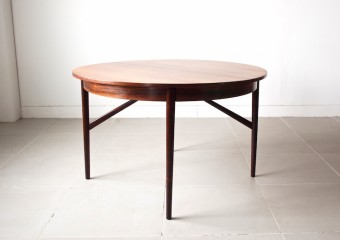 Dining table (rosewood)