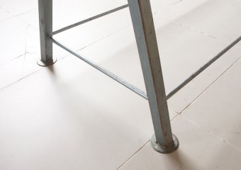 インダストリアル テーブル