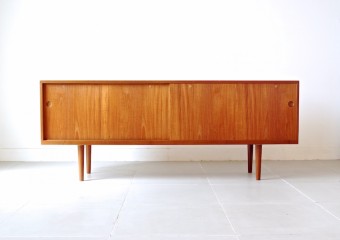 RY26 by Hans J. Wegner RY26 by Hans J. Wegner