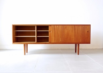 RY26 by Hans J. Wegner RY26 by Hans J. Wegner