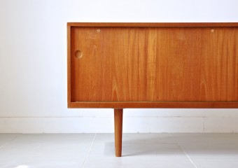RY26 by Hans J. Wegner RY26 by Hans J. Wegner