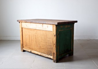 Shop counter cabinet