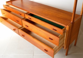 RY20 by Hans J. Wegner