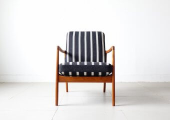 Eazy chair by Ole Wanscher