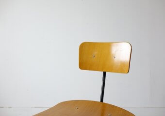 Drafting chair by Friso Kramer (black) Drafting chair by Friso Kramer (black)