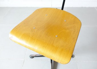 Drafting chair by Friso Kramer (black) Drafting chair by Friso Kramer (black)