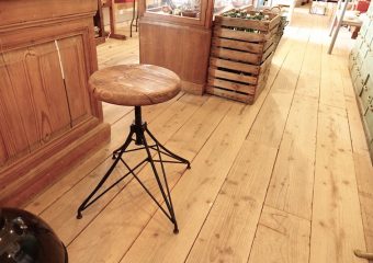 Industrial stool/ヴィンテージインダストリアルスツール