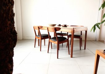 Anonymous dining table