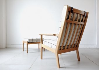 ”GE265” high back by Hans J. Wegner