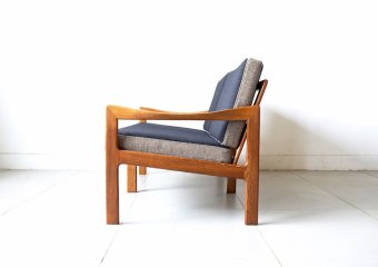 2P Sofa by Illum Wikkelso