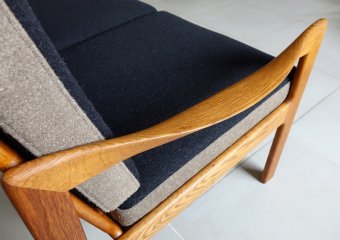 2P Sofa by Illum Wikkelso