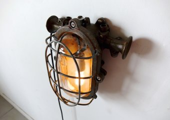 Industrial wall lamp / インダストリアル ランプ
