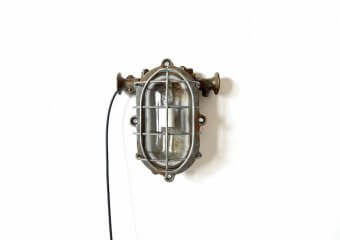 Industrial wall lamp / インダストリアル ランプ
