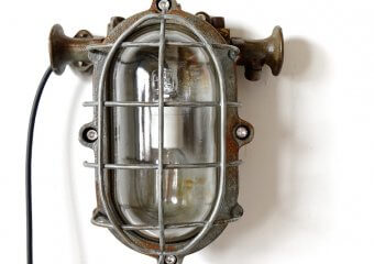 Industrial wall lamp / インダストリアル ランプ