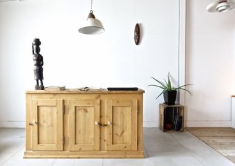 Vintage pine cabinet Vintage pine cabinet