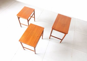AT40 Nesting table (solid teak) by Hans J. Wegner