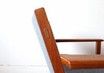 Model.3262 Lounge Chair by Hans J. Wegner for Fredericia Stolefabrik