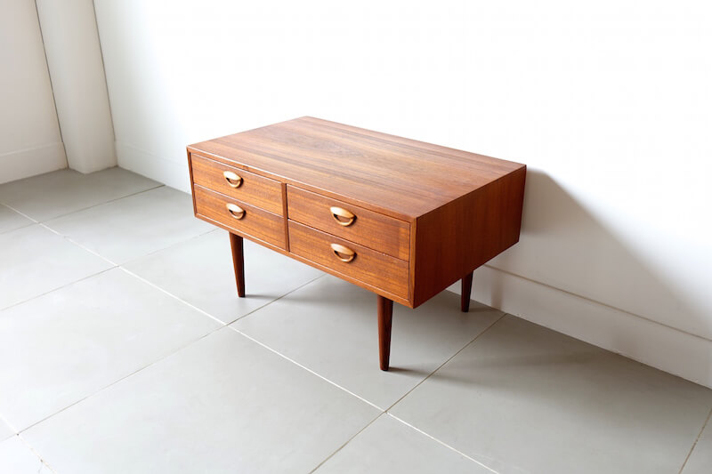 Chest with depth by Kai Kristiansen Chest with depth by Kai Kristiansen