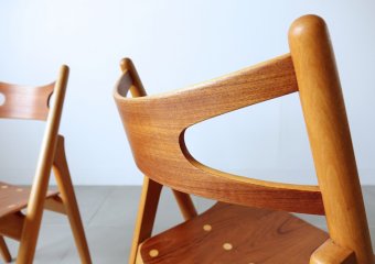CH29 Sawbuck chairs/First edition by Hans J. Wegner