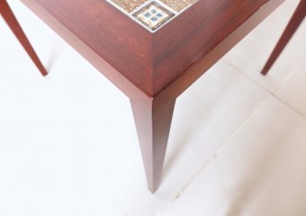 Square table by Haslev with BACA /ロイヤルコペンハーゲンタイルトップテーブル