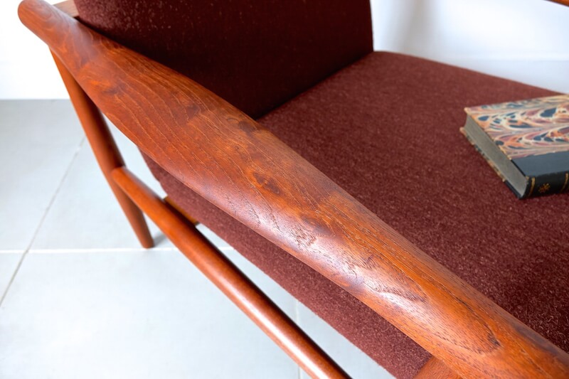 Eazy chair by Kai Lyngfeldt-Larsen カイ リンフェルド ラーセン Eazy chair by Kai Lyngfeldt-Larsen カイ リンフェルド ラーセン