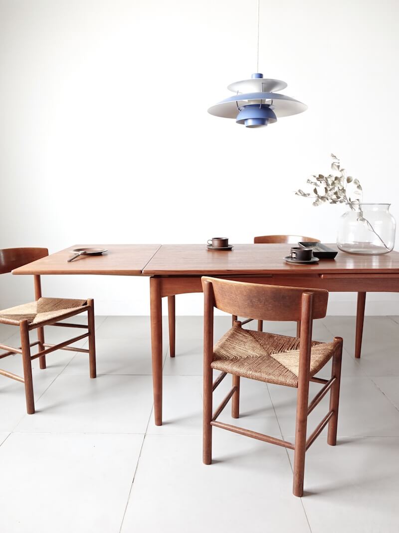 Dining table by Børge Mogensen for Søborg