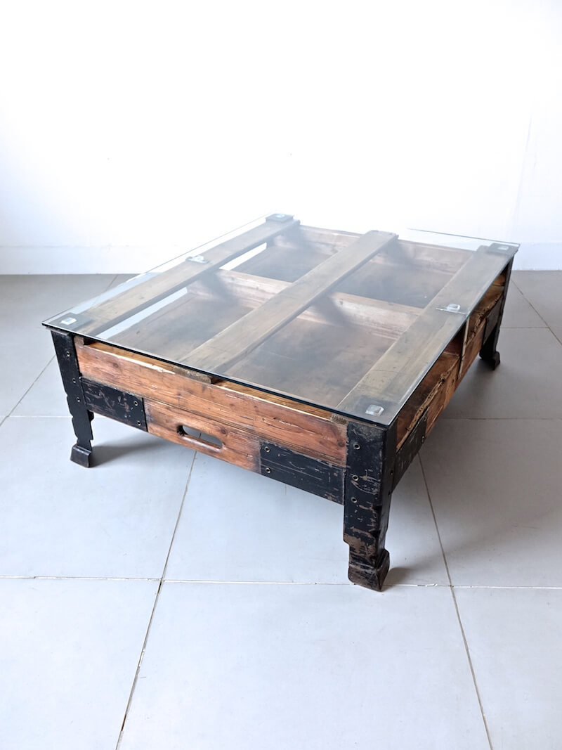 Industrial Palette Table