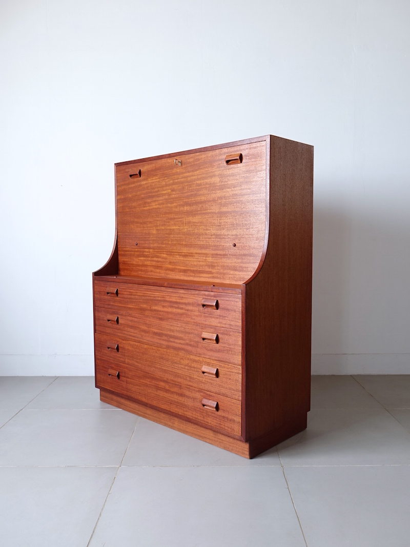 Writing bureau by Borge Mogensen for Søborg