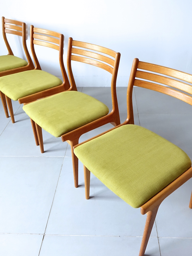 Dining chairs by Johannes Andersen