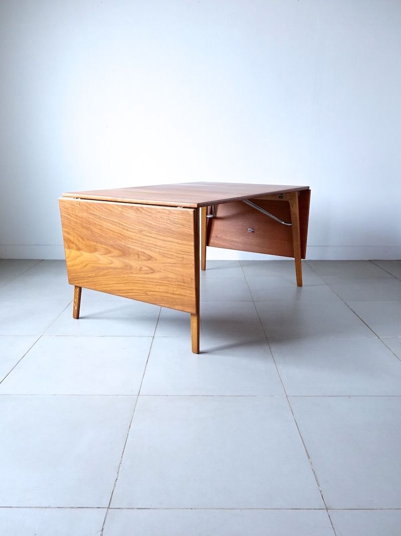 Dining table Model.162 by Borge Mogensen