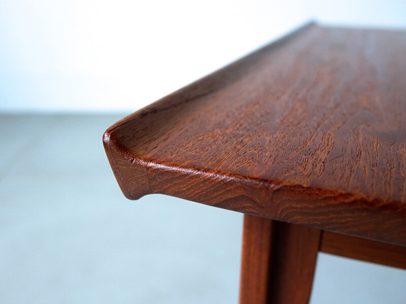 Side table FD635 by Finn Juhl for France & Daverkosen Side table FD635 by Finn Juhl for France & Daverkosen