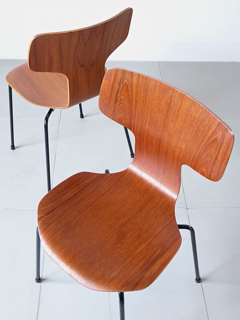 T chairs 3103 by Arne Jacobsen for Fritz Hansen