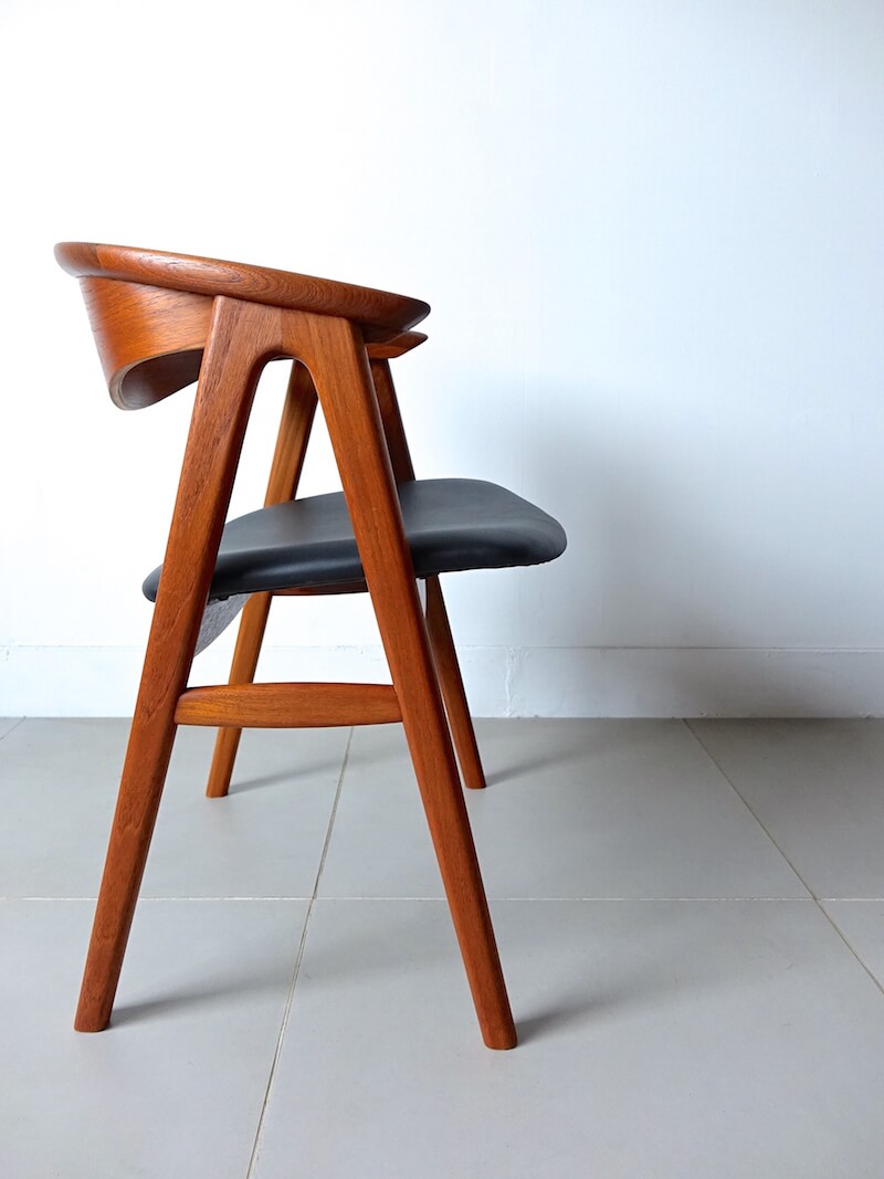 No.52 Arm chair by Erik Kirkegaard