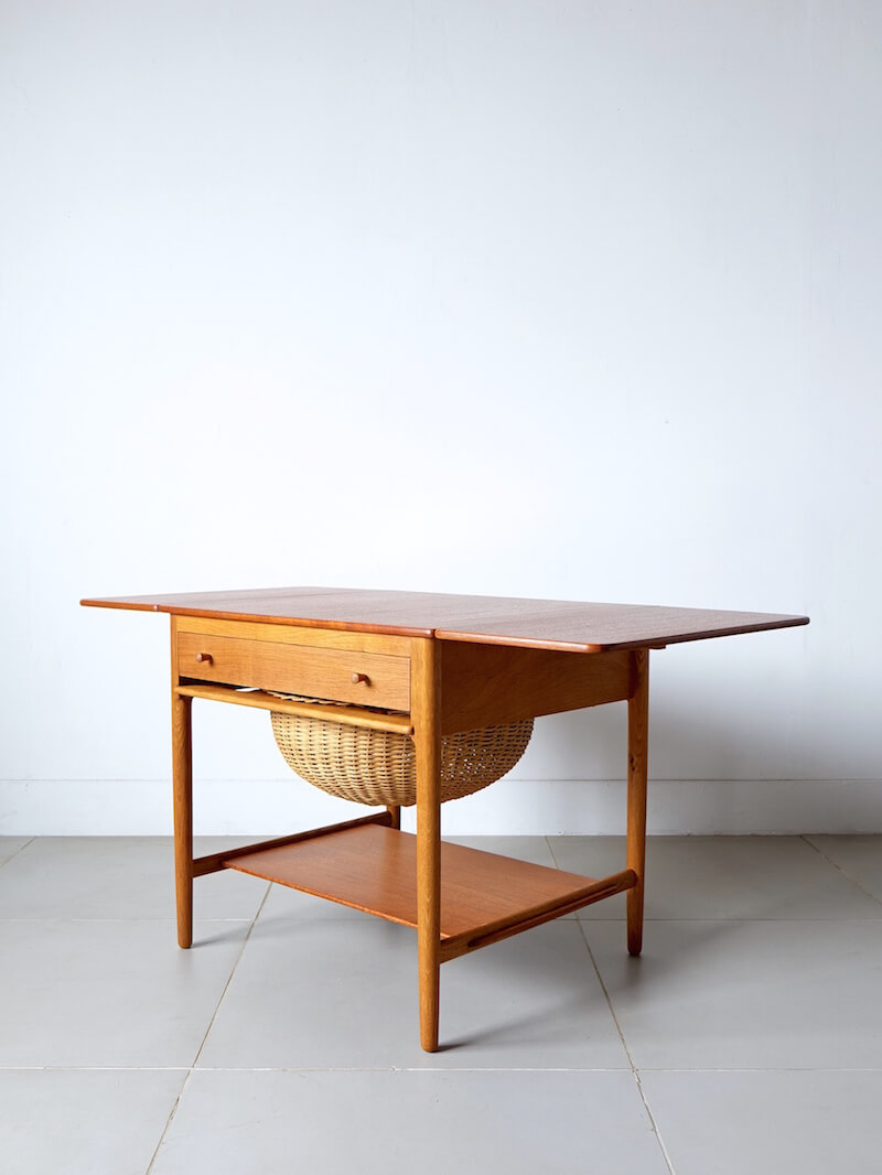 AT33 Sewing table by Hans J.Wegner for Andreas Tuck