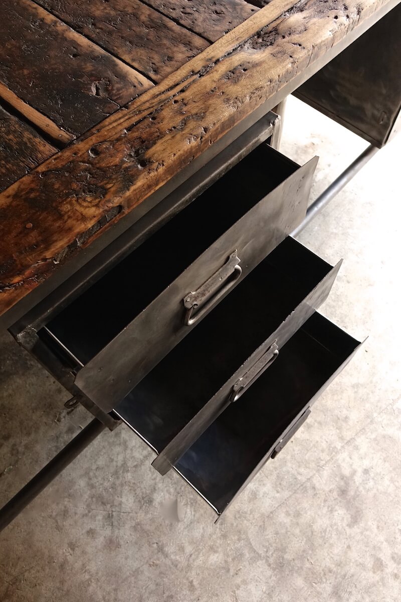Huge iron shop counter / ヴィンテージインダストリアルカウンター