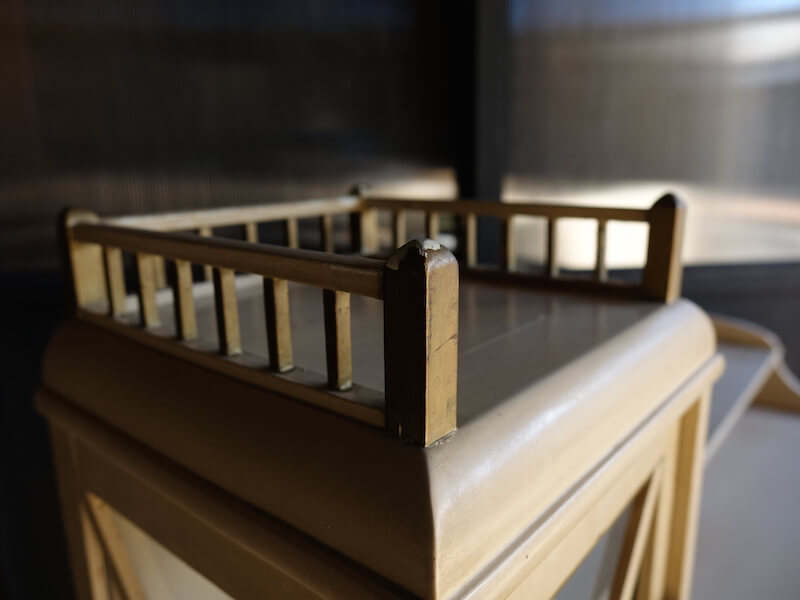 Unique vintage desk Unique vintage desk