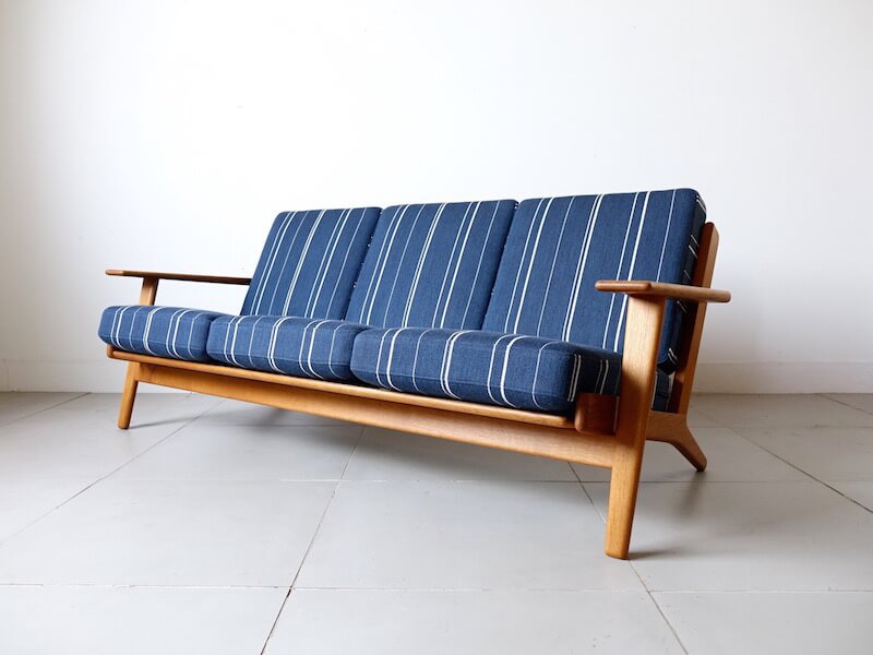 Sofa “GE290" by Hans J. Wegner for GETAMA
