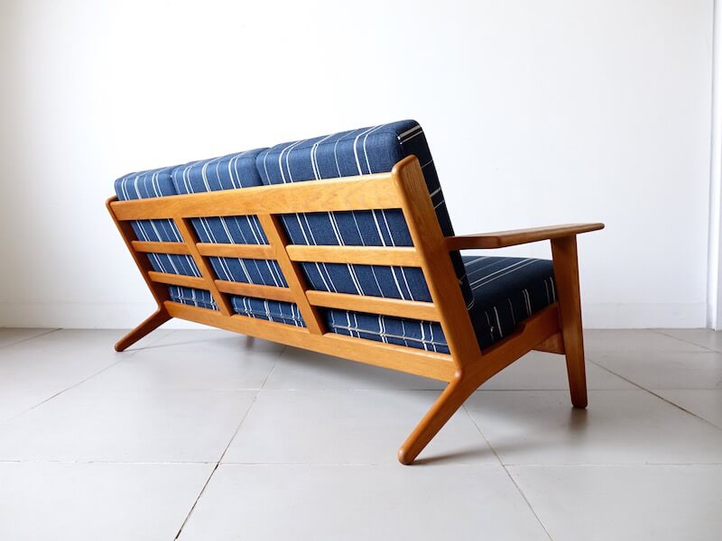 Sofa “GE290" by Hans J. Wegner for GETAMA