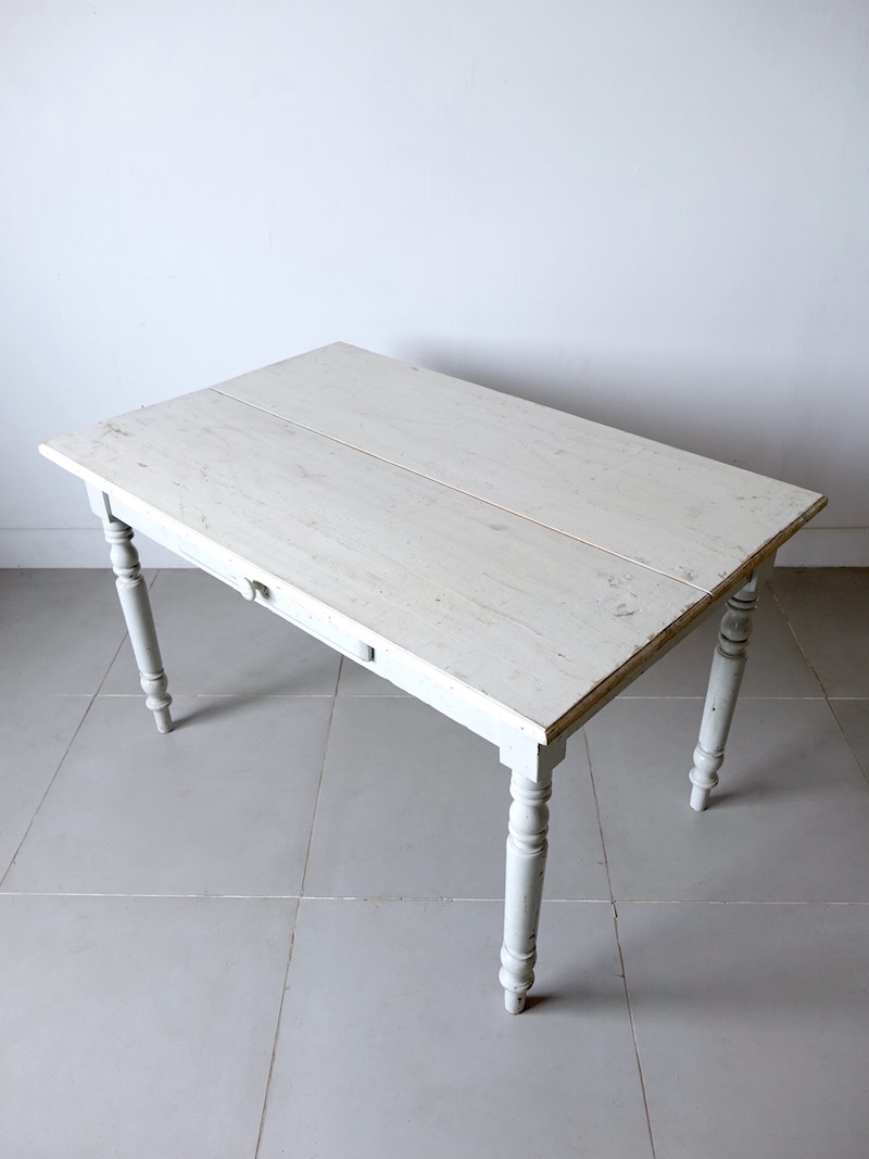 Antique gray desk / アンティークデスク