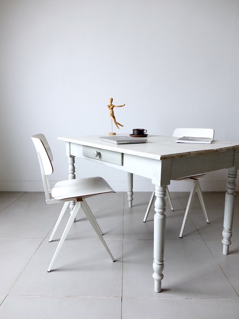 Antique gray desk / アンティークデスク