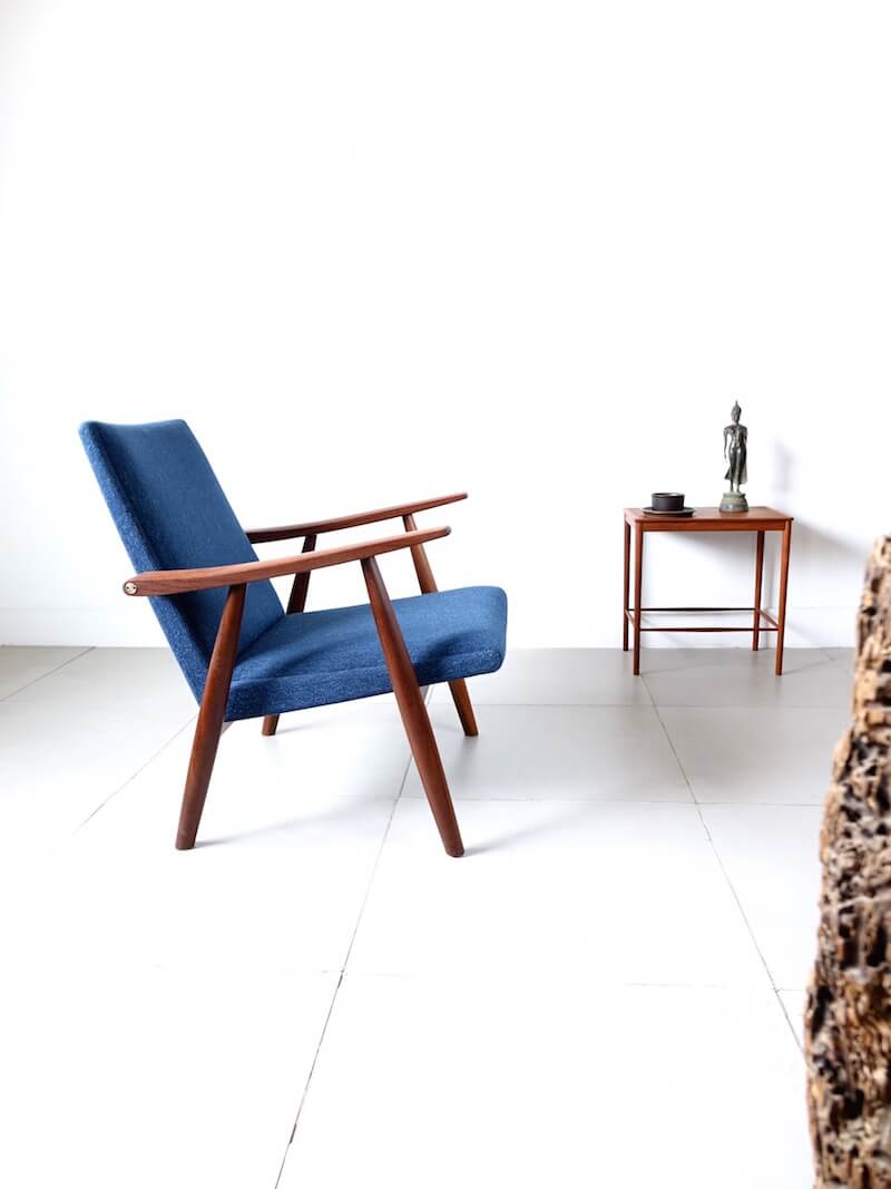 Eazy chair “GE260” by Hans J. Wegner