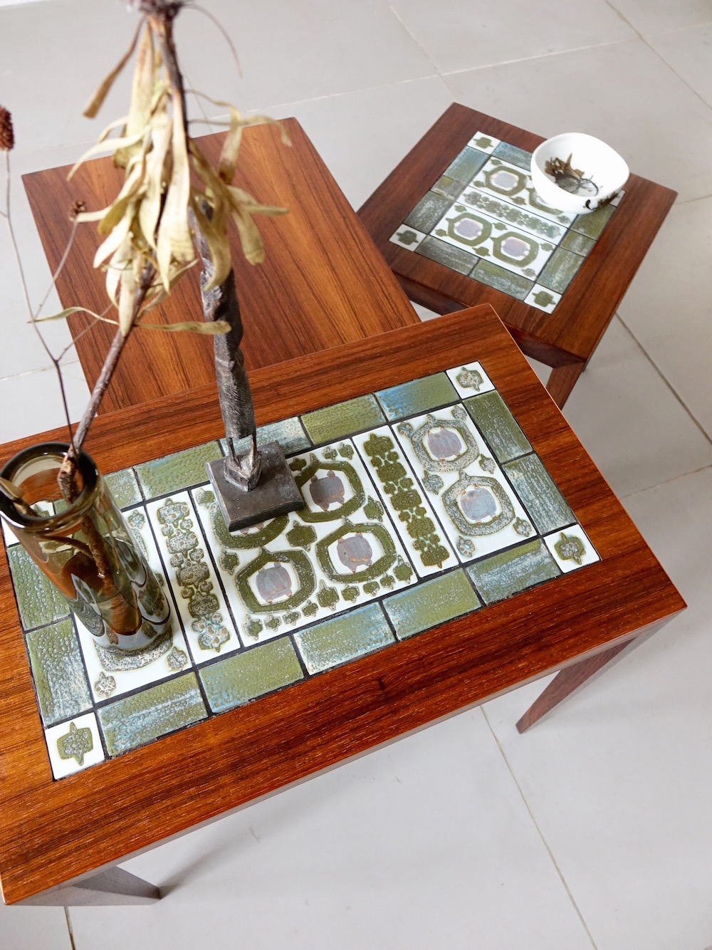 Tenera Tile top nesting table by Haslev with Royal Copenhagen 004D215