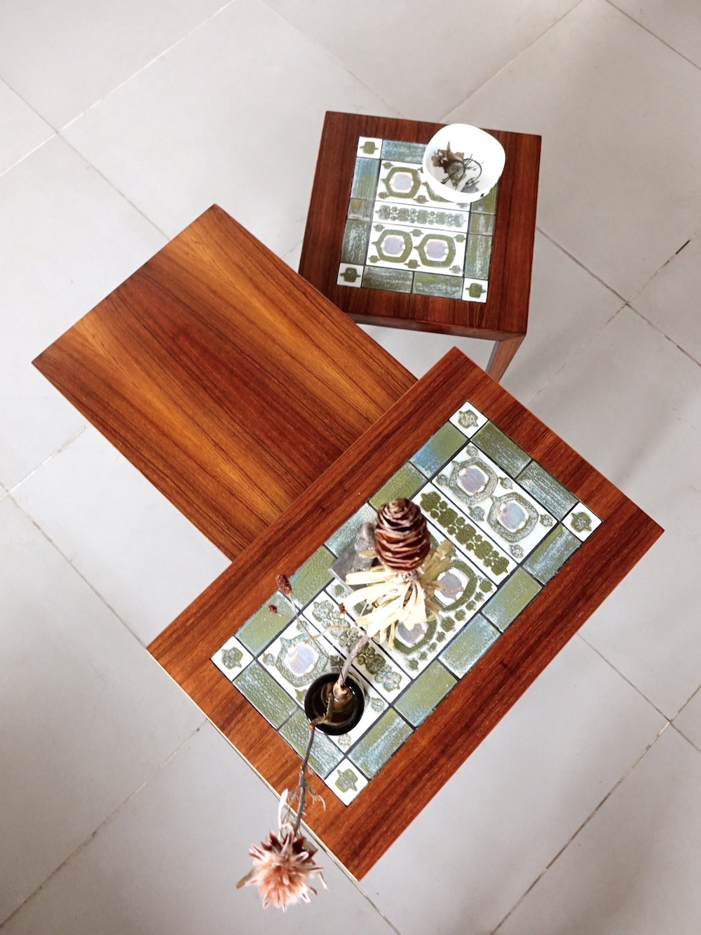 Tenera Tile top nesting table by Haslev with Royal Copenhagen 004D215