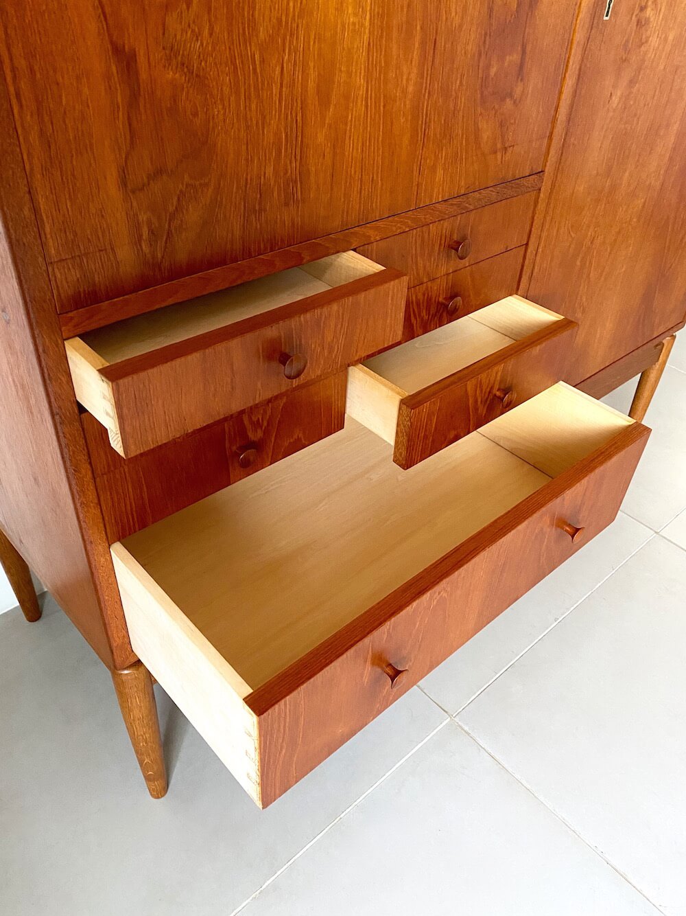 Cabinet by Finn Juhl for Soren Willadsen Cabinet by Finn Juhl for Soren Willadsen