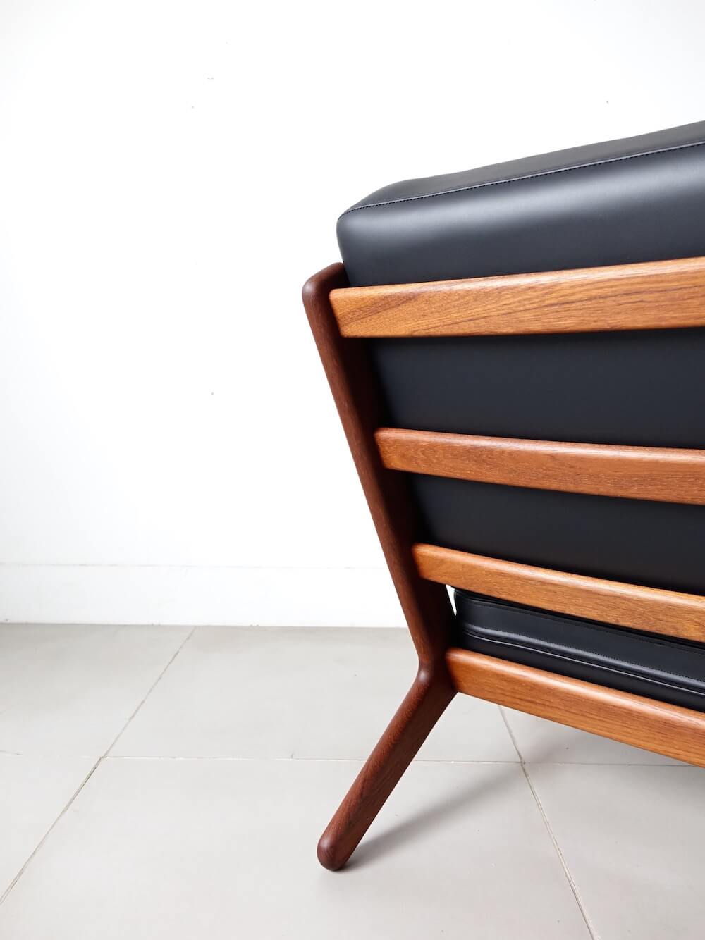 Eazy chair “GE290" by Hans J. Wegner in teak