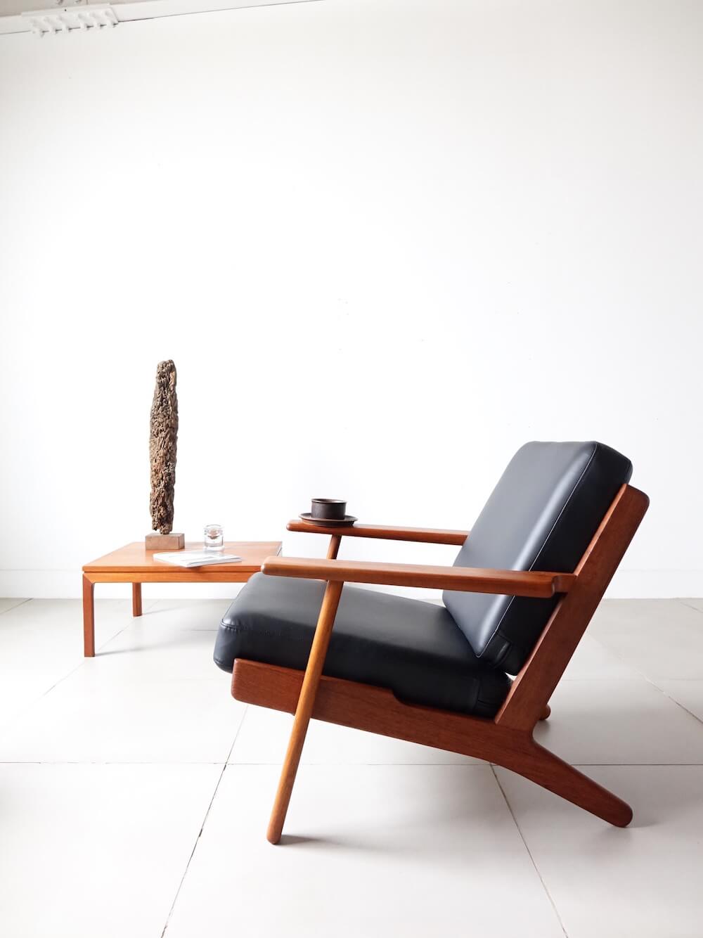 Eazy chair “GE290" by Hans J. Wegner in teak