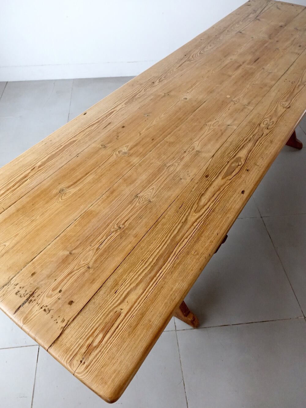 Cross leg old pine table