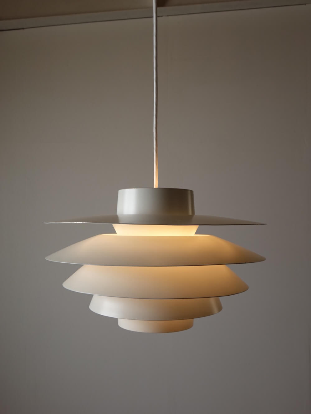“Verona” small lamp by Svend Middelboe for Nordisk Solar (white)
