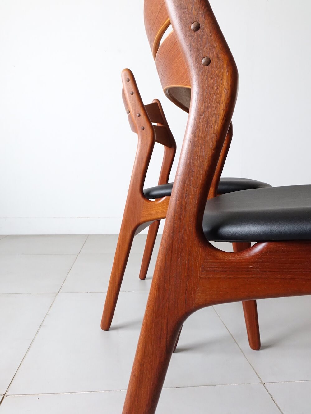 Model.310 Dining chairs by Erik Buch for Chr. Christiansen